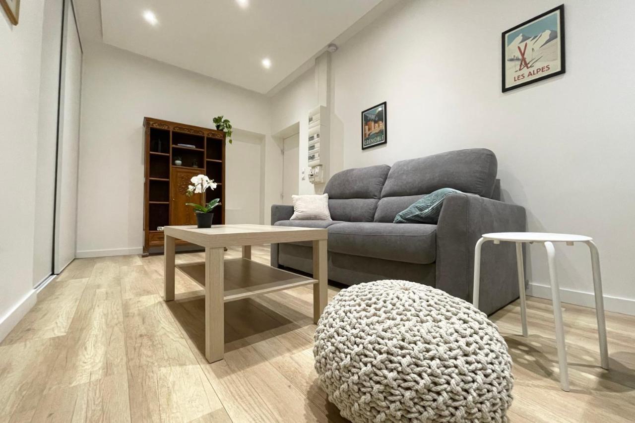 Ferienwohnung #Cf In White&Gray Center Grenoble Exterior foto
